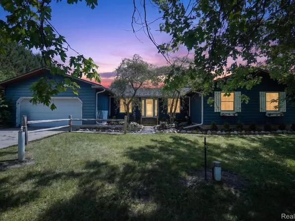 3760 Webberville Rd, Williamston, MI 48895