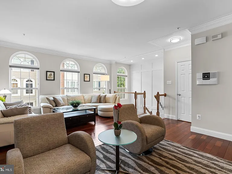 7592 Cherrybark Oak Ln #186 — Photo 6