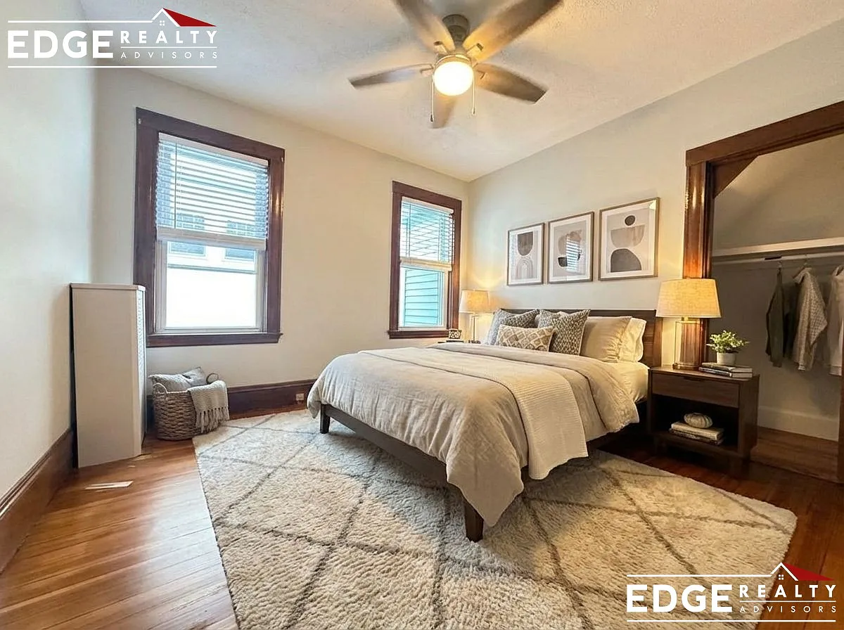 3 bed, 1200 sqft, $3,500 — Photo 3