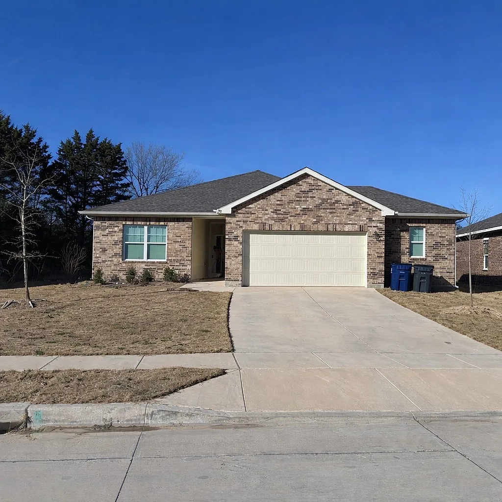 2437 Frio River Rd photo 1