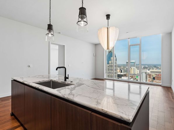 160 2nd Ave S APT 2603