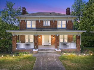 804 E Davis St, Burlington, NC 27215