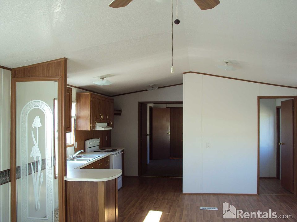 2nd image of 1519 River Bend Rd