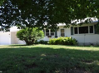 264 E 18th St, Carroll, IA 51401