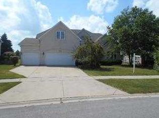 2419 Joyce Ln, Naperville, IL 60564