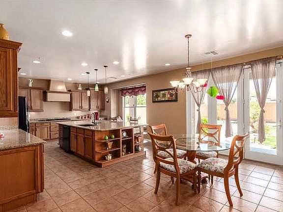 4th image of 3091 S Salt Cedar Pl