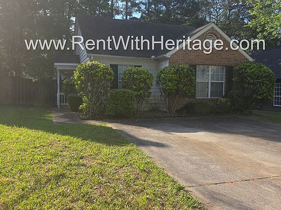 3rd image of 1484 Cain Ct N