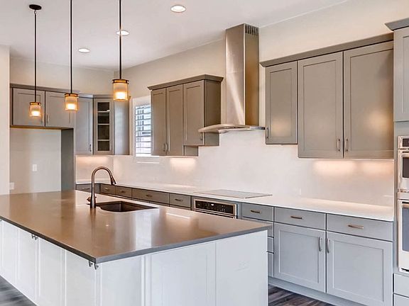 Coulter Pine Kitchen