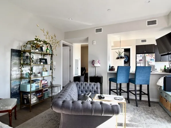 120 Savin Hill Ave Unit 304, Dorchester, MA 02125