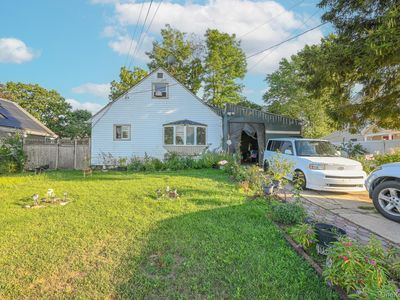 12 Garnet Drive, Brentwood, NY, 11717