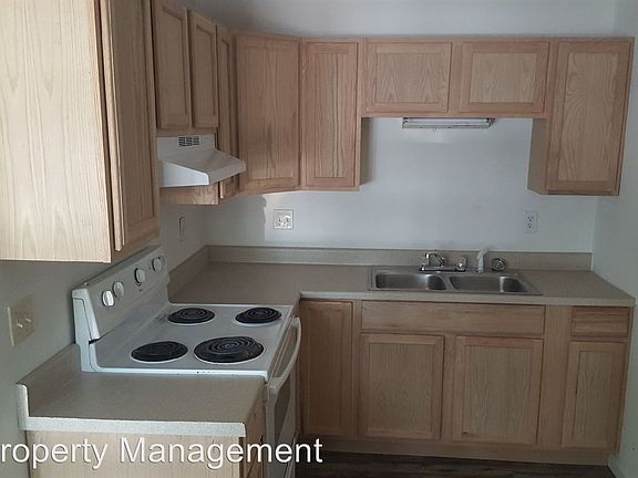 4th image of 500 N Westridge Dr APT B8
