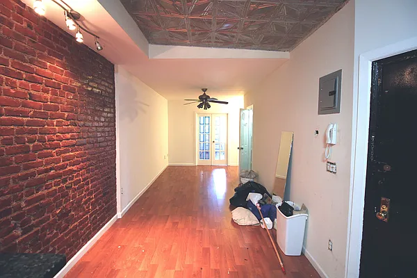 Rented by (Legacy) NY 101, Inc. | media 3