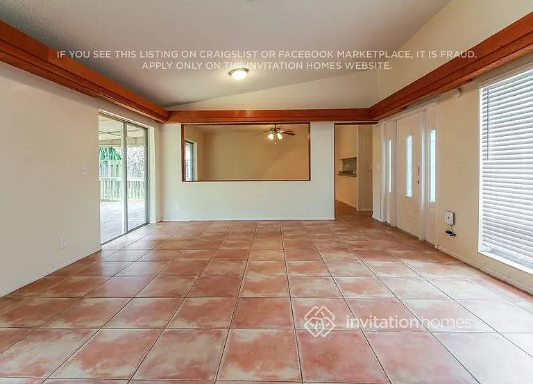 3944 NW 2nd Ct — Photo 3