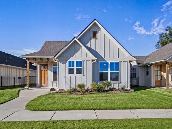 505 Eastpark Ln, Granbury, TX 76049