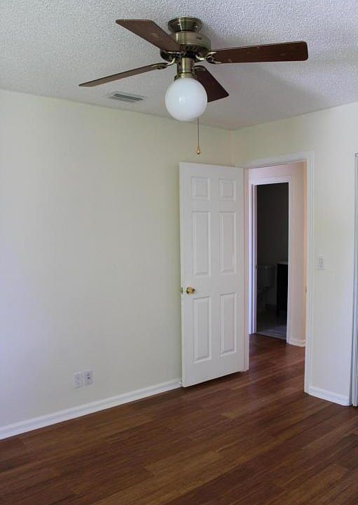 1st image of 1635 Woodbridge Lakes Cir