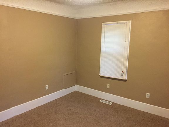 5th image of 25389 Pearl St