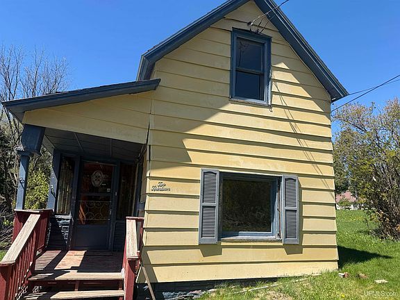 2nd image of 213 Southrange Rd