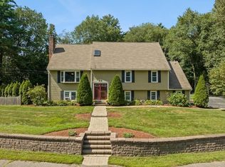 11 Guinevere Rd, North Easton, MA 02356