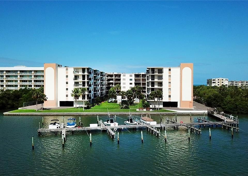 1st image of 19531 Gulf Blvd APT 215