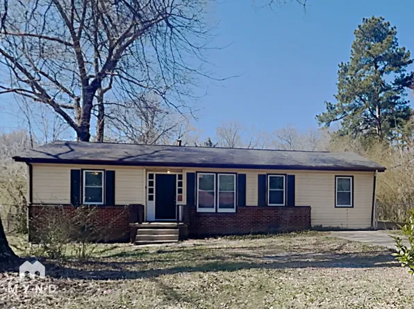 6345 Oakview Ln, Lithia Springs, GA 30122