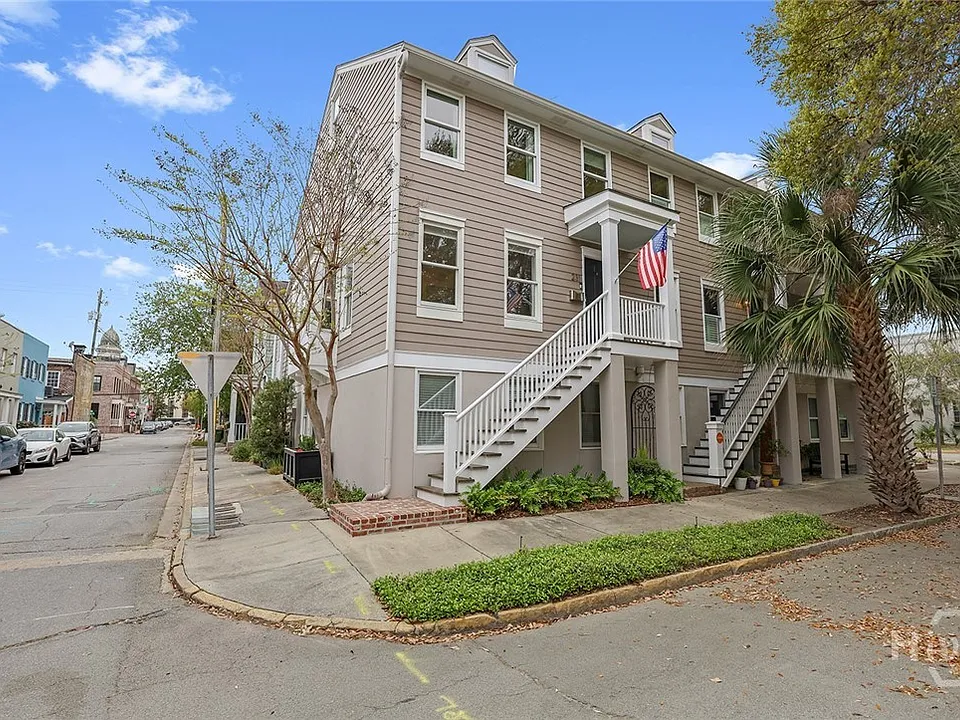 231 Houston St