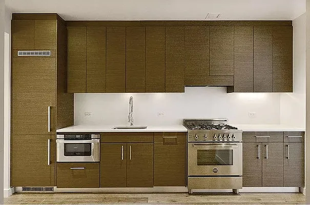 Rented by RELO REDAC INC. | media 14