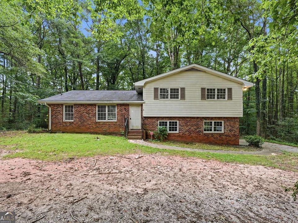 1st image of 328 Fayette Villa Ct