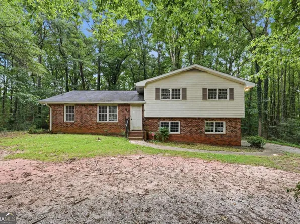 328 Fayette Villa Ct, Fayetteville, GA 30214
