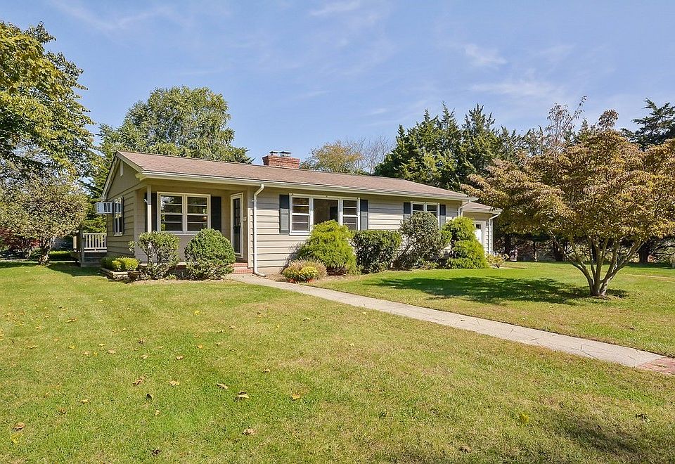1st image of 735 Gin Ln