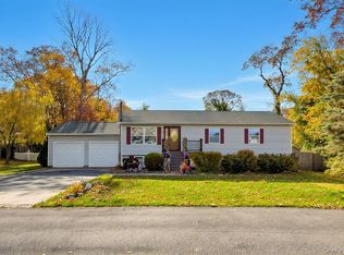 4 Madach Street, Ronkonkoma, NY 11779