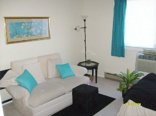 219 N Frances St #334, Madison, WI 53703