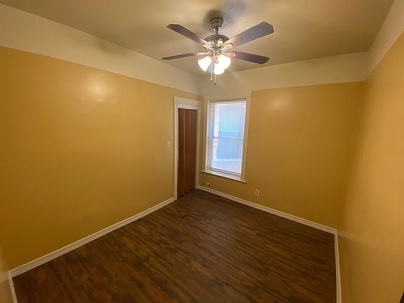 4th image of 4723 W Congress Pkwy #1