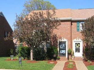 1014 Tottenham Ln, Virginia Beach, VA 23454