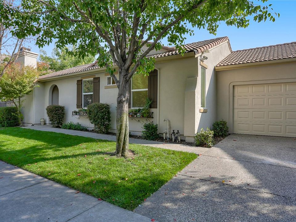 1st image of 400 Natalino Cir
