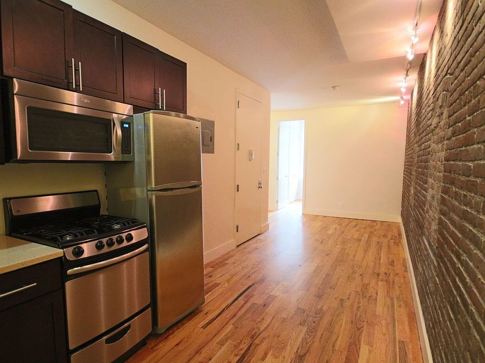 1st image of 161 Maujer St APT 2A