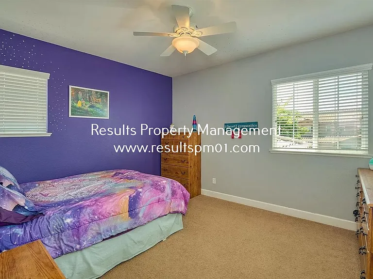 2425 Foxcroft Cir — Photo 26