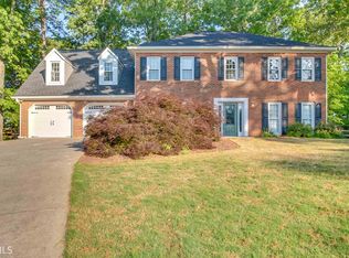 5236 Willow Ridge Dr, Woodstock, GA 30188