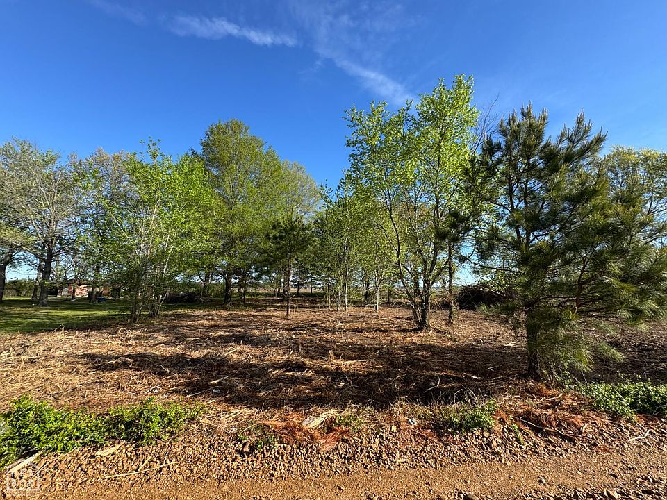 2nd image of LOT 57th Cres #236-000