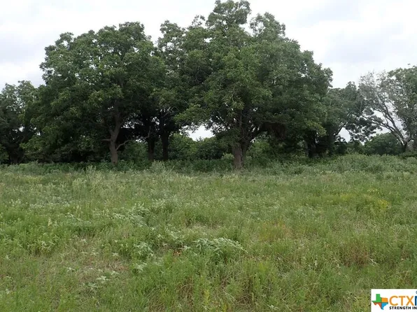 551 Sand Hill Rd, Dale, TX 78616