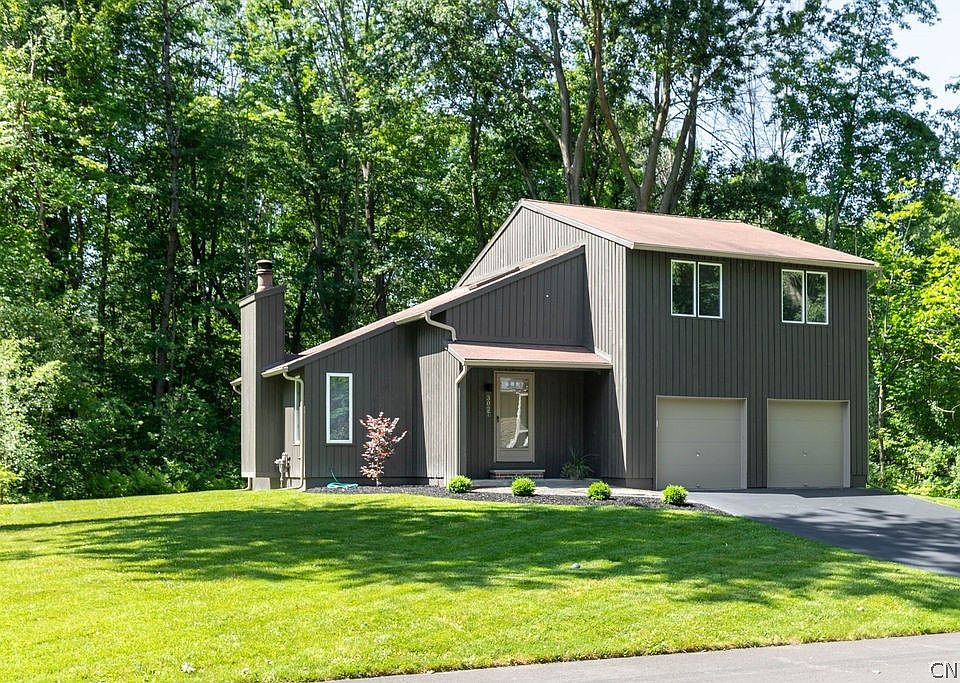 1st image of 3027 Stevenage Dr