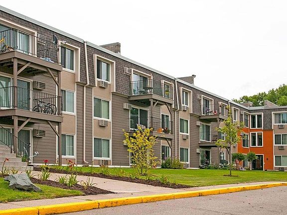 4th image of 1950 Burns Ave #90-202