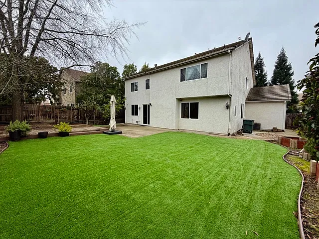 1728 Blackbird St — Photo 22