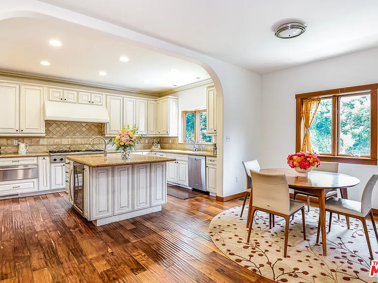 16790 Marquez Ave — Photo 8
