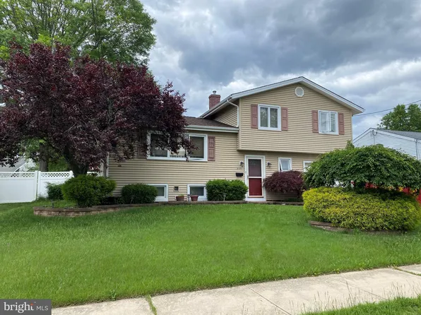 235 George Dye Rd, Hamilton, NJ 08690