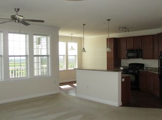 2403 Highpoint View Ct UNIT 401, Frederick, MD 21702