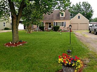 1656 Hopkins St, Defiance, OH 43512