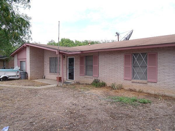 1st image of 447 Wimberly Blvd