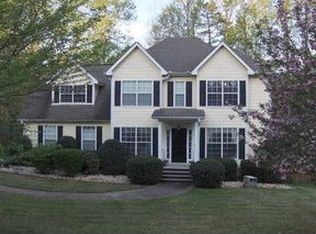 215 Inland Cir, Newnan, GA 30263