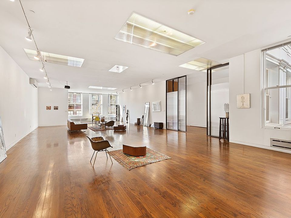 1st image of 110 Mercer St Floor 4