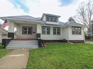 65 Duquesne St, Columbiana, OH 44408